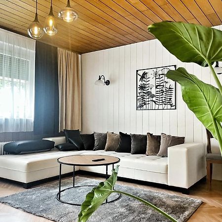 Papas Apartment Lesce  Kültér fotó