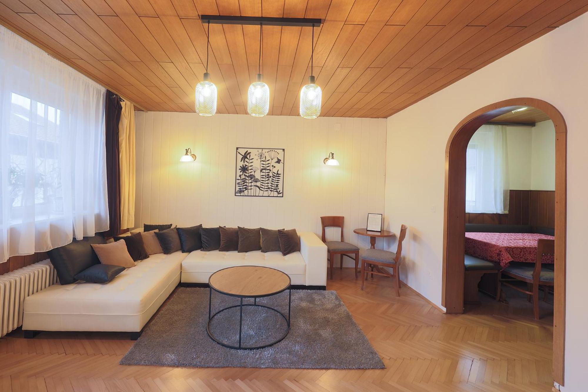 Papas Apartment Lesce  Kültér fotó
